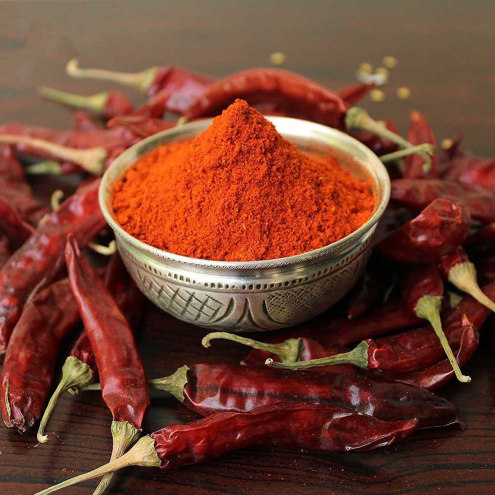Dried whole red chillies